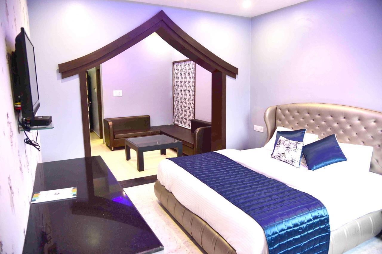 Fabhotel Kangra Roadway Inn Tanda Kültér fotó